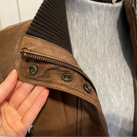 Vintage Gap Leather Jacket - Picture 9 of 12